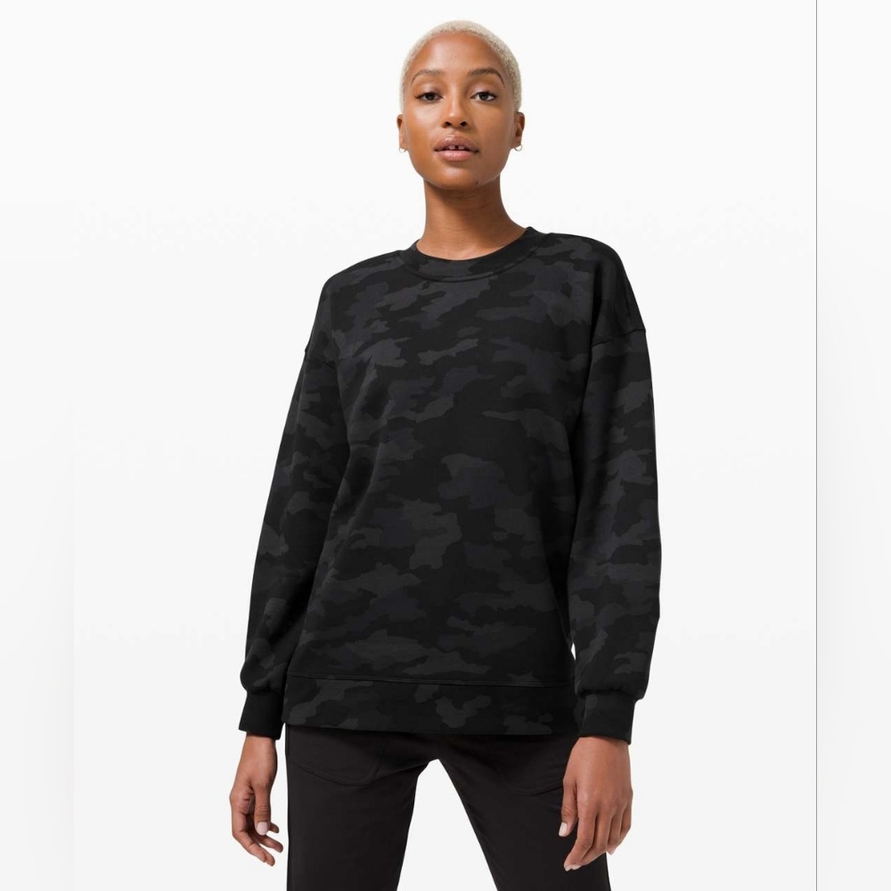 Lululemon Perfectly Oversized Crew, Camo, Size 4